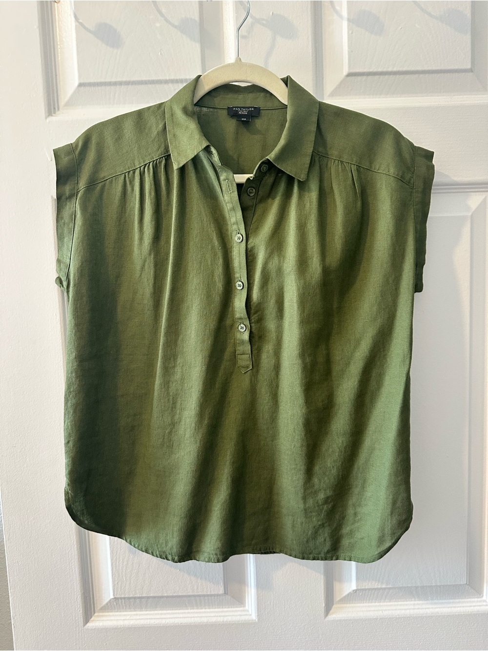 Ann Taylor Petite Olive Green Linen Blend Popover Top XSP